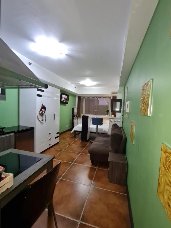 Solemare Parksuites Condominium - Condo R Us Manila Bagian luar foto