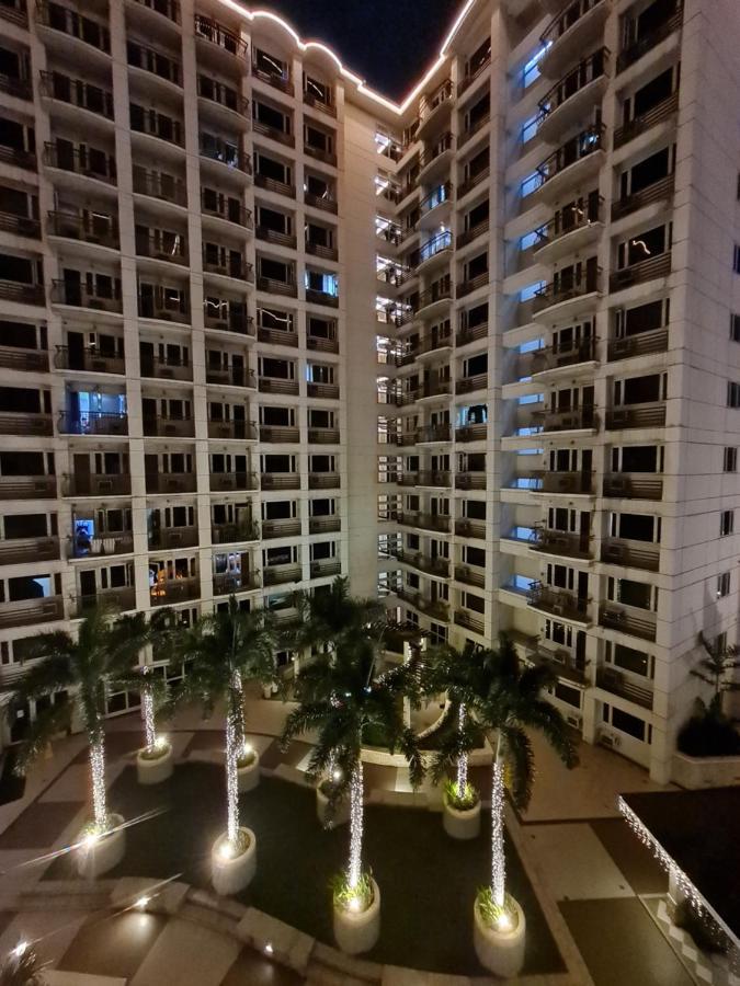 Solemare Parksuites Condominium - Condo R Us Manila Bagian luar foto