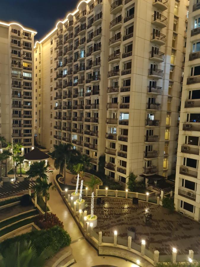 Solemare Parksuites Condominium - Condo R Us Manila Bagian luar foto
