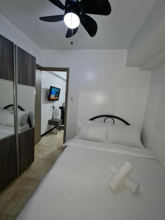 Solemare Parksuites Condominium - Condo R Us Manila Bagian luar foto