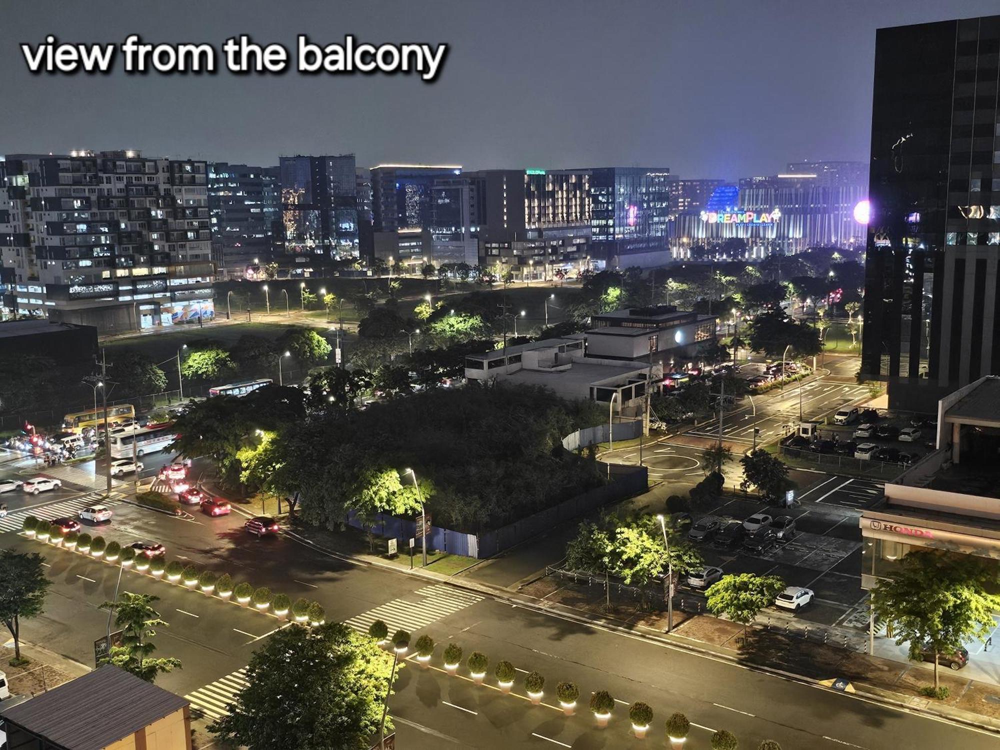 Solemare Parksuites Condominium - Condo R Us Manila Bagian luar foto
